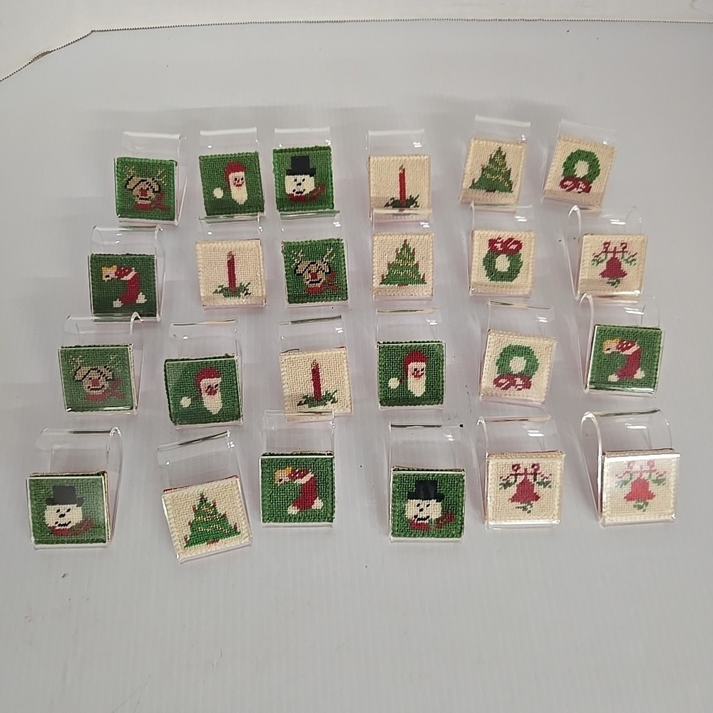 Vintage Christmas Napkin Rings Cross Stitch Decor Lot Of‎ 24